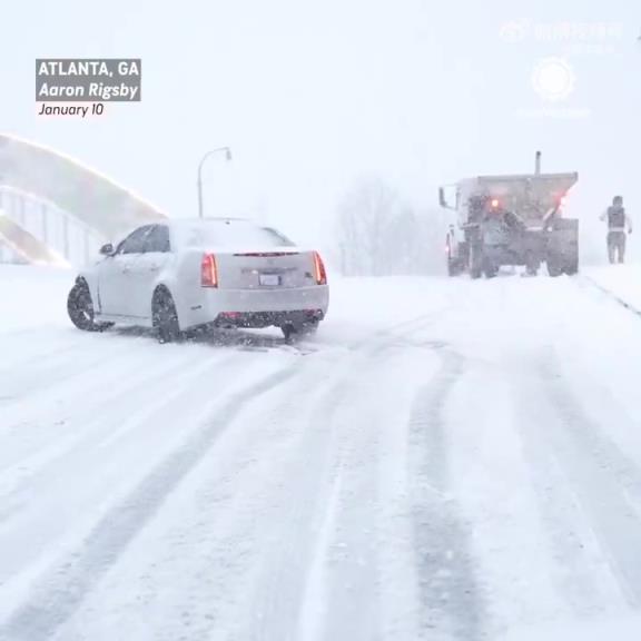 火箭和老鷹的比賽延期！亞特蘭大這雪下得，連車子都走不動(dòng)道了！